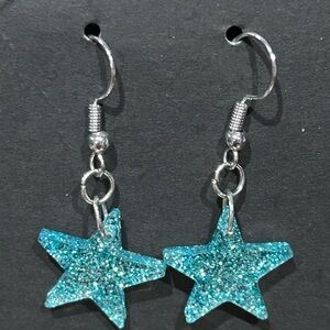 2pairs acrylic earrings with sparkles